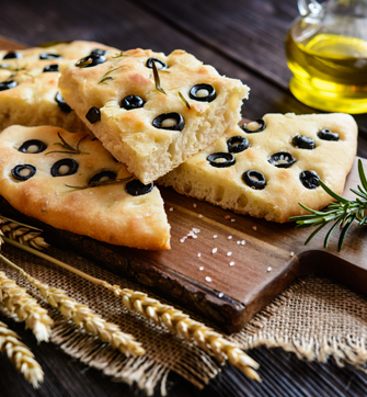 Focaccia aux olives noires